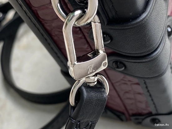 MALLE PETITE LOUIS VUITTON 0401